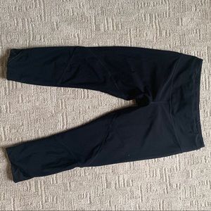 Black Cropped Leggings